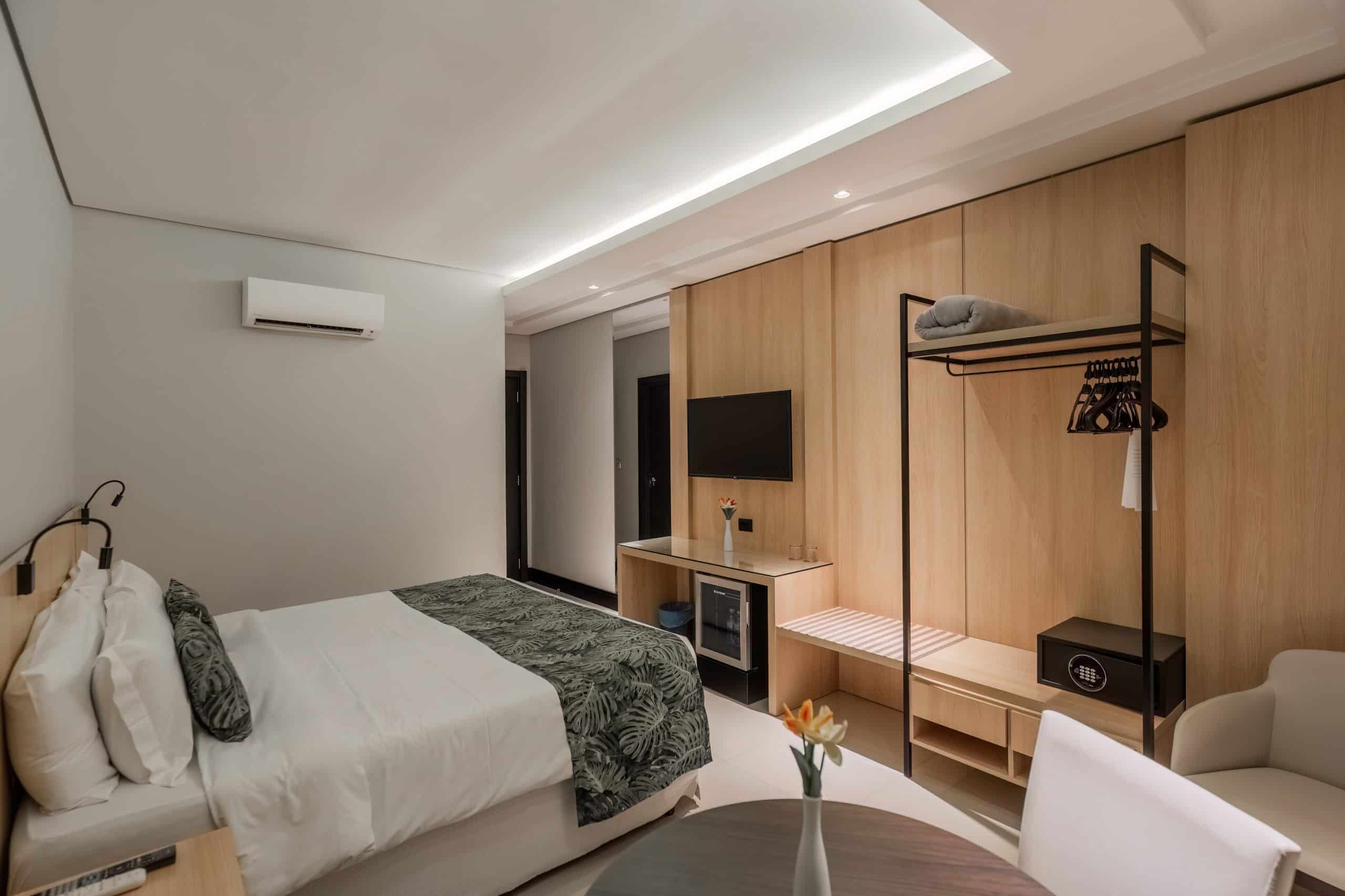 Optimized by JPEGmini 3.18.9.220874607-AV 0x6b9e0060